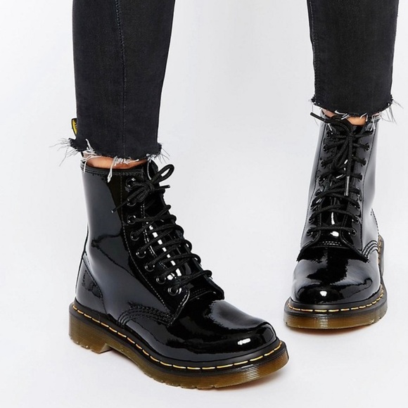 Dr Martens Black Patent Leather 1460 Boots Size 5 Excellent Condition! - Picture 1 of 12